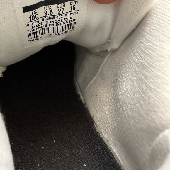 Jordan 11 Blue Snakeskin Sneakers Toddler - Picture 8 of 10